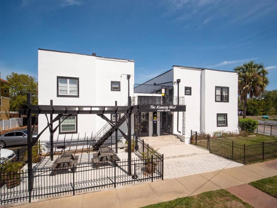 Modern Westshore Tampa Zewnętrze zdjęcie